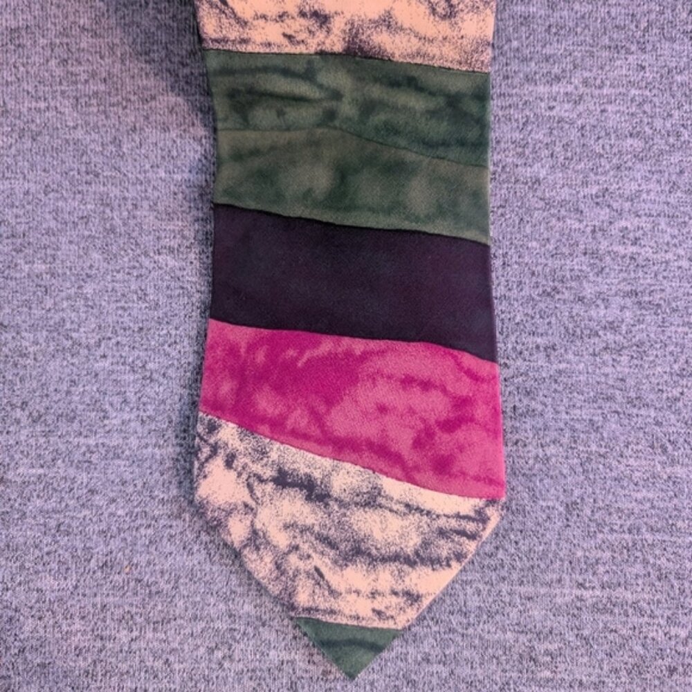 Vintage Hugo Boss Silk Tie, Green/Beige/Black/Green Watercolour Pattern, 57.25" - Picture 2 of 4